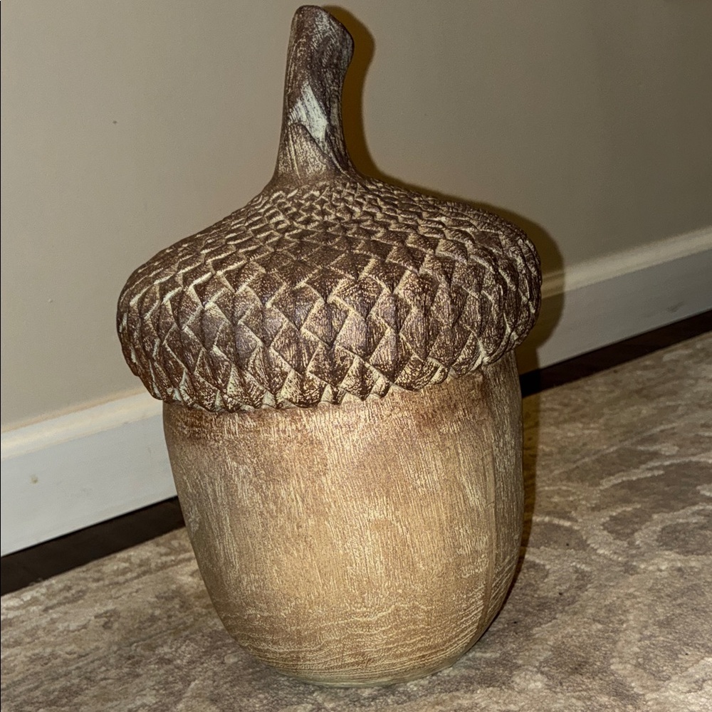 Cute Rustic Brown Acorn wooden Decorative Accent 🧡🍂